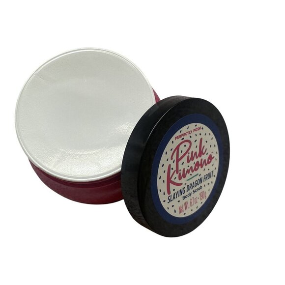 Perfectly Posh Pink Kimono Slaying Dragon Fruit Body Scrub 6.7 Oz * New * - Picture 3 of 10